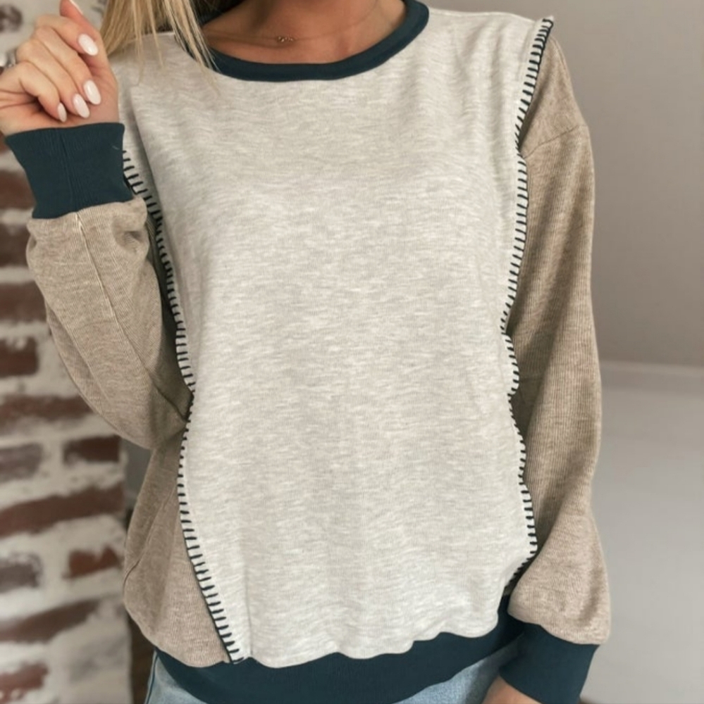 Sweatshirt